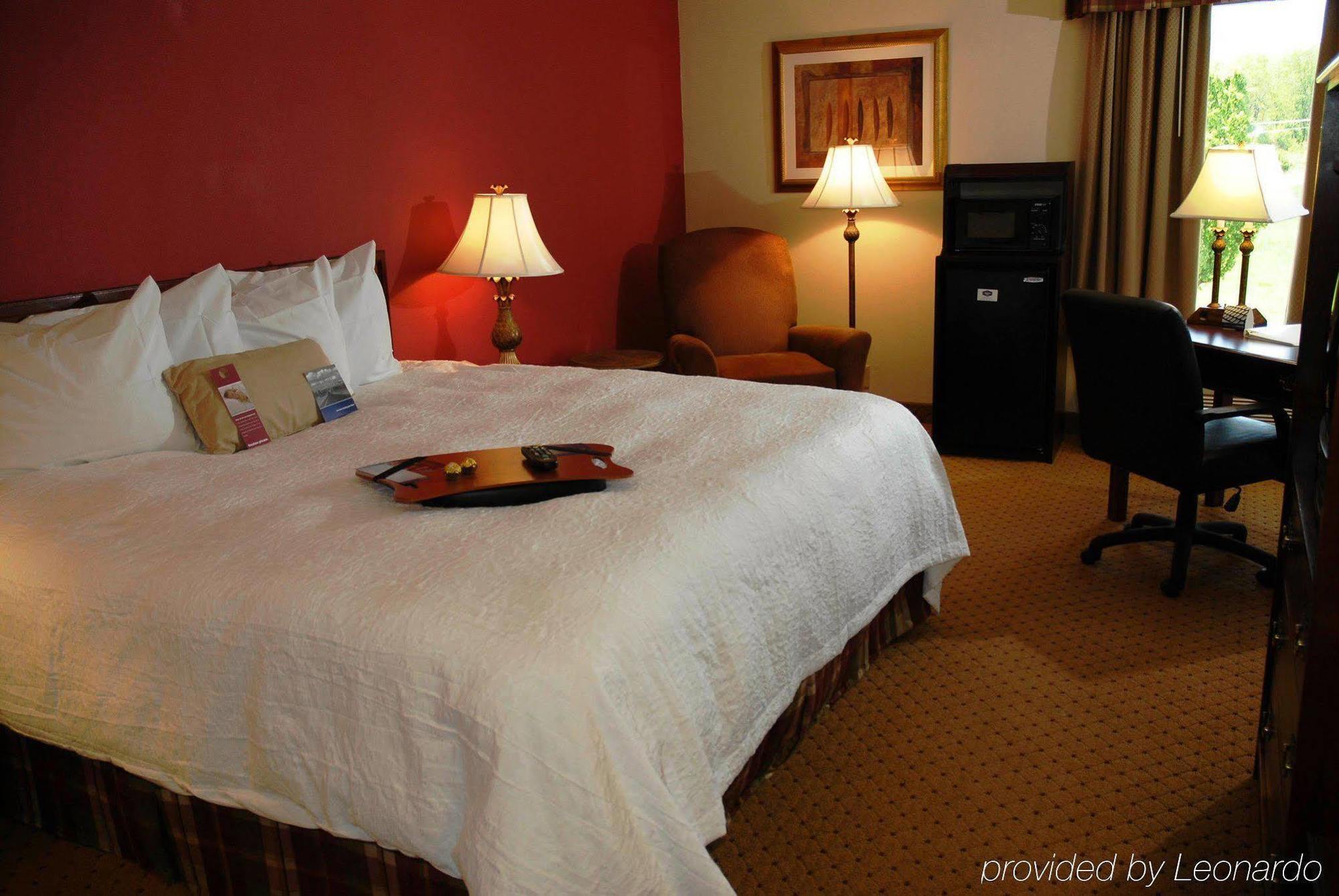 Hampton Inn Pennsville Oda fotoğraf